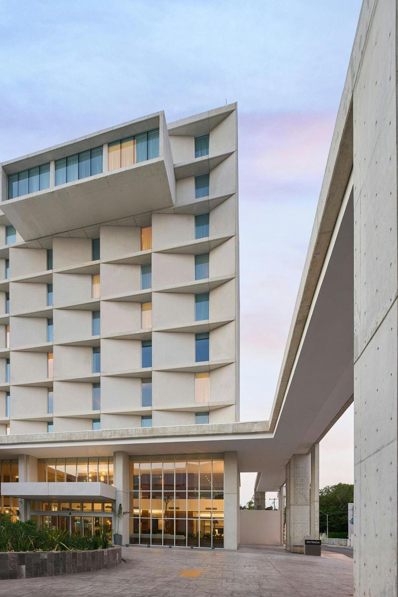 Courtyard By Marriott Merida Downtown Екстер'єр фото