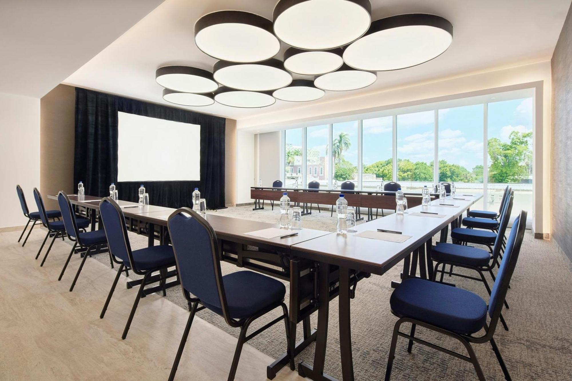 Courtyard By Marriott Merida Downtown Екстер'єр фото